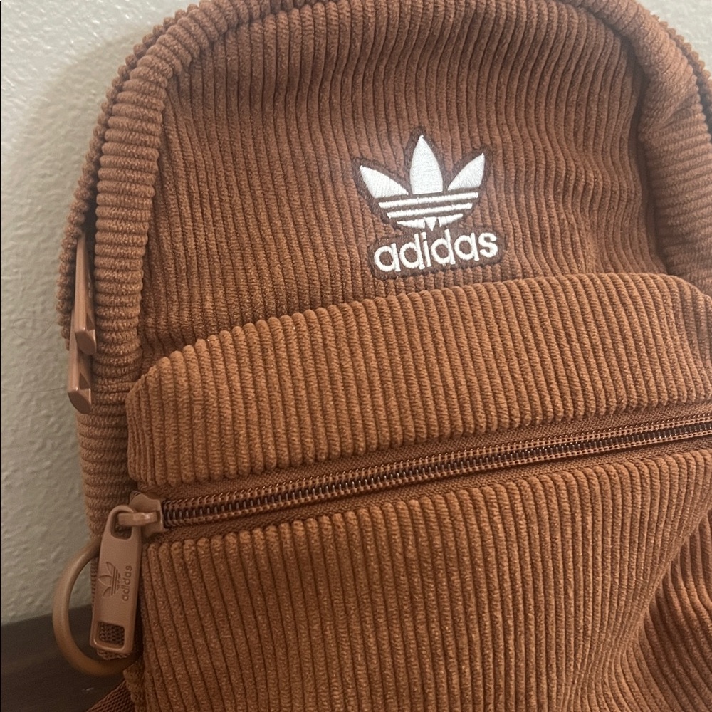 Adidas mini corduroy backpack - Picture 2 of 6